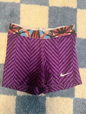Nike Purple Geometric Patterned Women’s Shorts with Multicolor Waistband